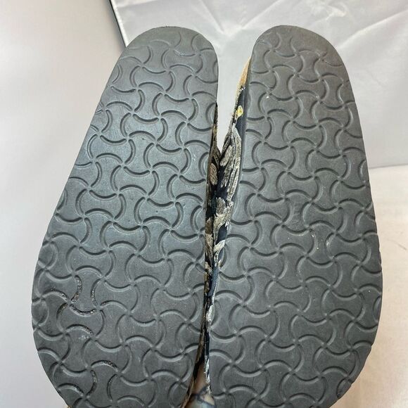 NAOT Spring clogs slip on women’s 6 - Picture 6 of 6